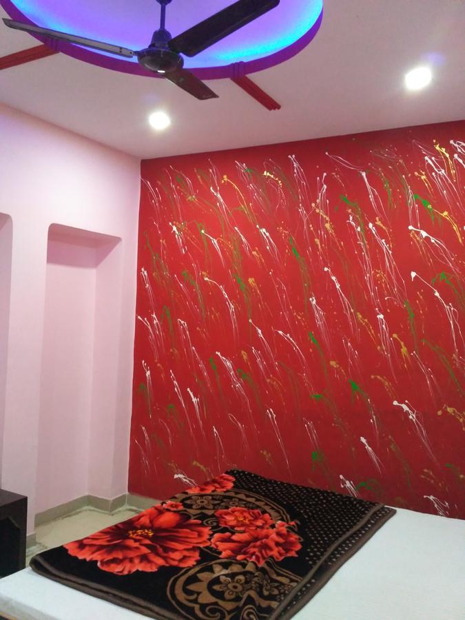 Hotel Atithi Galaxy Kanpur Bagian luar foto